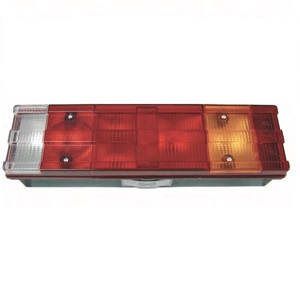 01146990 – Piloto Mercedes Atego Izquierdo
