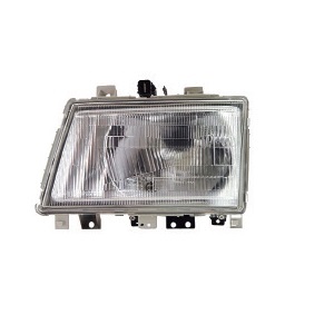 05136110 – Faro Mitsubishi Canter (2005-12) Izquier